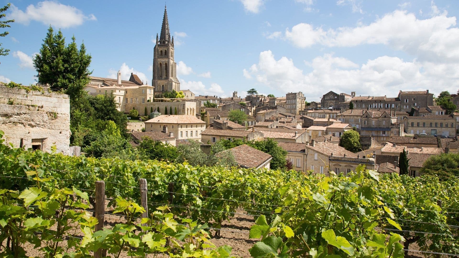 Bordeaux town St Emilion