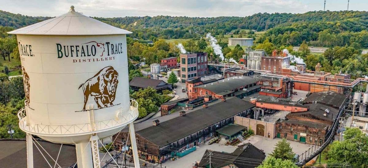 buffalo trace distillery in bourbon country located in kentucky