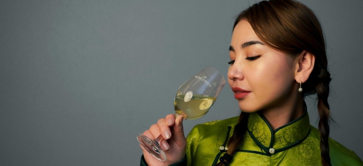 Wine tasting flight arranged for systematic evaluation and study